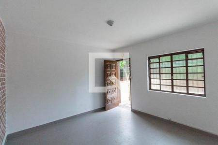 Sala de casa para alugar com 2 quartos, 80m² em Jardim Três Marias, São Paulo