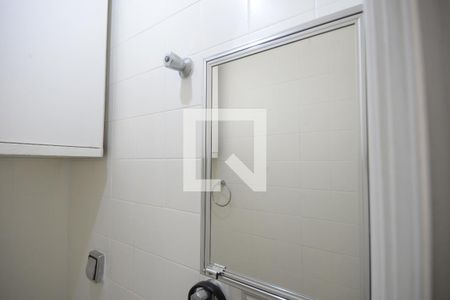 Apartamento para alugar com 72m², 2 quartos e 2 vagasBanheiro de Serviço