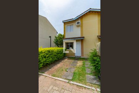 Casa de condomínio à venda com 84m², 2 quartos e 1 vagaÁrea comum