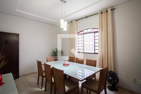 Sala de Jantar - Casa 1 de casa à venda com 6 quartos, 340m² em Maria Helena, Belo Horizonte
