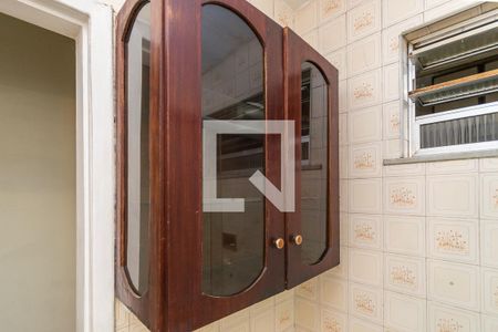 Apartamento à venda com 140m², 2 quartos e sem vaga Apartamento à venda com 140m², 2 quartos e sem vagaBanheiro - Armário