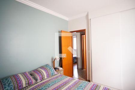 Quarto 1 de apartamento à venda com 5 quartos, 202m² em Castelo, Belo Horizonte