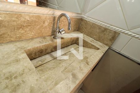 Casa para alugar com 385m², 4 quartos e 4 vagasBanheiro 5