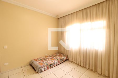 Casa para alugar com 385m², 4 quartos e 4 vagasQuarto 4