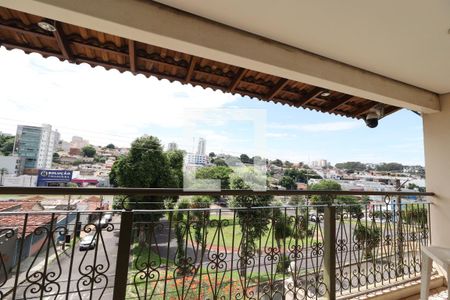 Casa para alugar com 385m², 4 quartos e 4 vagasVaranda dos Quartos