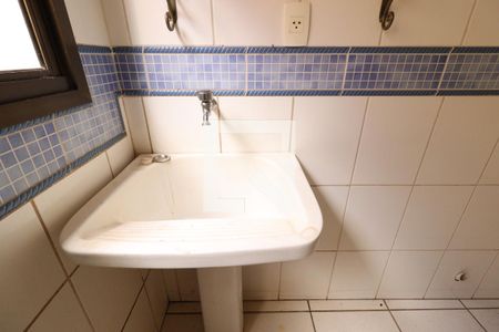 Casa para alugar com 385m², 4 quartos e 4 vagasÁrea de Serviço