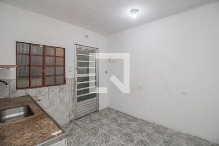 Cozinha de casa para alugar com 1 quarto, 24m² em Jardim Veronica, São Paulo