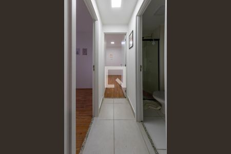 Corredor de apartamento para alugar com 2 quartos, 32m² em Vila Ema, São Paulo