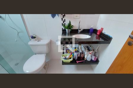 Casa à venda com 130m², 2 quartos e 2 vagasBanheiro Quarto 2