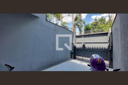 Casa à venda com 130m², 2 quartos e 2 vagasGaragem