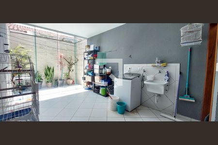 Casa à venda com 130m², 2 quartos e 2 vagasÁrea de Serviço