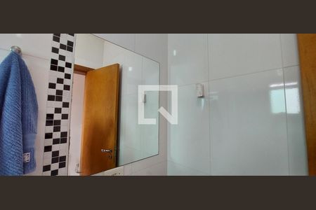 Casa à venda com 130m², 2 quartos e 2 vagasBanheiro Quarto 2