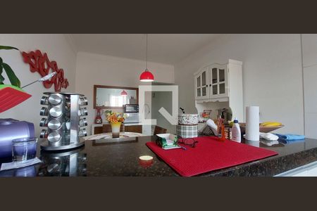 Casa à venda com 130m², 2 quartos e 2 vagasCozinha