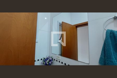 Casa à venda com 130m², 2 quartos e 2 vagasLavabo