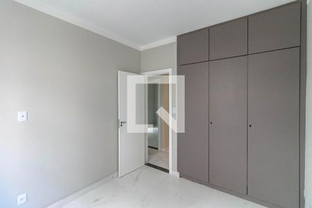 Quarto 1 de apartamento para alugar com 3 quartos, 95m² em Castelo, Belo Horizonte