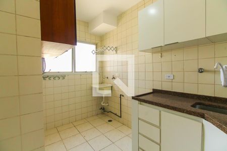 Apartamento para alugar com 49m², 2 quartos e 1 vaga Apartamento para alugar com 49m², 2 quartos e 1 vagaCozinha e Área de Serviço