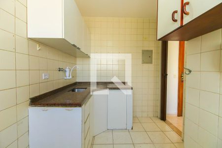 Apartamento para alugar com 49m², 2 quartos e 1 vaga Apartamento para alugar com 49m², 2 quartos e 1 vagaCozinha e Área de Serviço