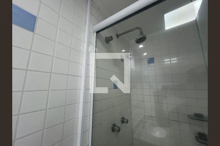 Apartamento para alugar com 53m², 2 quartos e 2 vagas Apartamento para alugar com 53m², 2 quartos e 2 vagasBanheiro