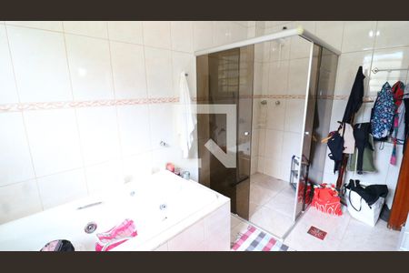 Casa à venda com 284m², 4 quartos e 3 vagasBanheiro