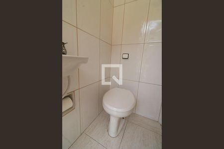 Casa à venda com 284m², 4 quartos e 3 vagasBanheiro de serviço