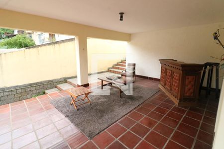 Casa à venda com 284m², 4 quartos e 3 vagasÁrea externa