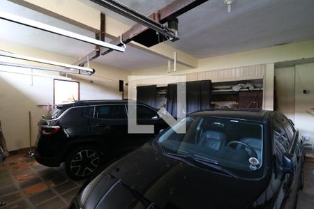 Casa à venda com 284m², 4 quartos e 3 vagasGaragem
