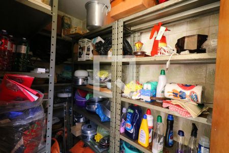 Casa à venda com 284m², 4 quartos e 3 vagasÁrea de Serviço - Despensa