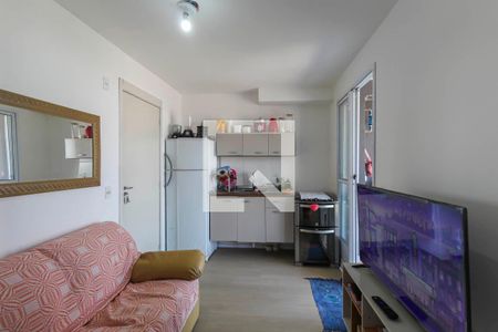 Sala/Cozinha de apartamento para alugar com 1 quarto, 32m² em Vila Santa Clara, São Paulo