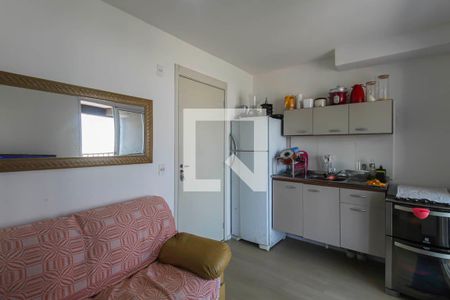 Sala/Cozinha de apartamento para alugar com 1 quarto, 32m² em Vila Santa Clara, São Paulo