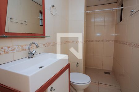 Banheiro de apartamento à venda com 1 quarto, 48m² em Jardim Carvalho, Porto Alegre