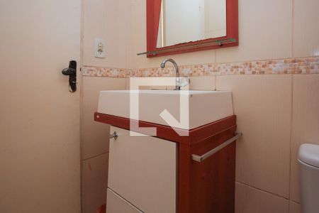 Banheiro de apartamento à venda com 1 quarto, 48m² em Jardim Carvalho, Porto Alegre