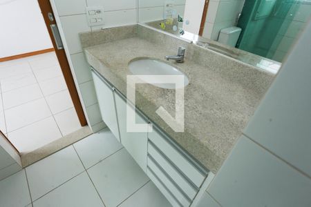 Apartamento para alugar com 82m², 3 quartos e 1 vaga Apartamento para alugar com 82m², 3 quartos e 1 vagaBanheiro