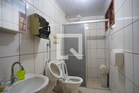 Banheiro 2 de casa para alugar com 1 quarto, 600m² em Floresta, Porto Alegre