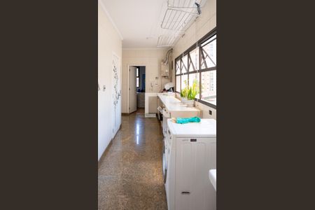 Apartamento para alugar com 312m², 4 quartos e 4 vagasÁrea de Serviço