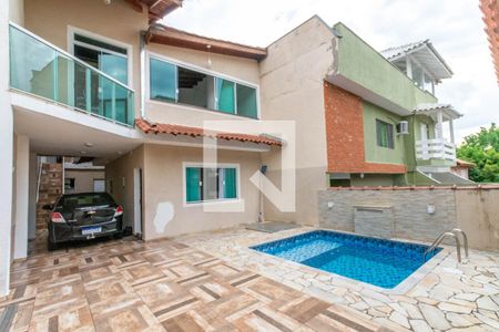 Casa à venda com 155m², 4 quartos e 3 vagasÁrea comum 