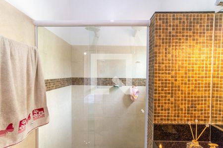 Casa à venda com 155m², 4 quartos e 3 vagasBanheiro