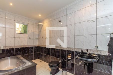 Casa à venda com 155m², 4 quartos e 3 vagasBanheiro