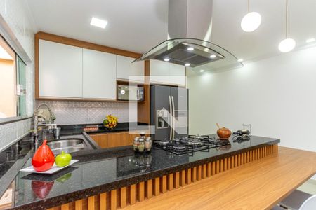 Cozinha  de casa à venda com 4 quartos, 155m² em Vila Galvão, Guarulhos