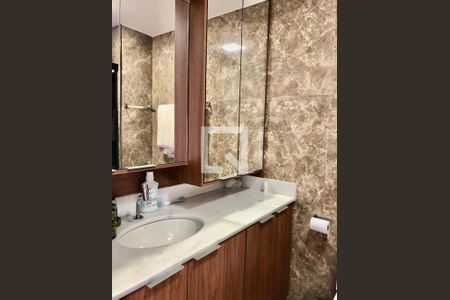 Apartamento à venda com 75m², 3 quartos e 1 vagaBanheiro da Suíte