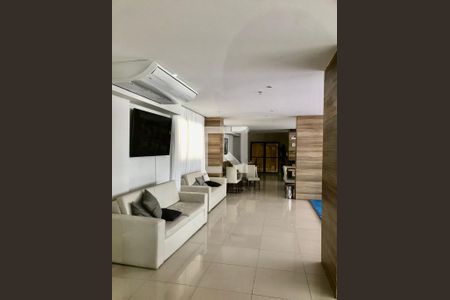 Apartamento à venda com 75m², 3 quartos e 1 vagaÁrea comum - Salão de festas