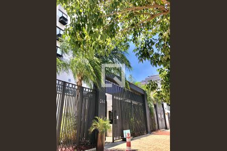 Apartamento à venda com 75m², 3 quartos e 1 vagaFachada