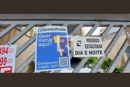 Apartamento à venda com 100m², 3 quartos e 2 vagas Apartamento à venda com 100m², 3 quartos e 2 vagasPlaquinha