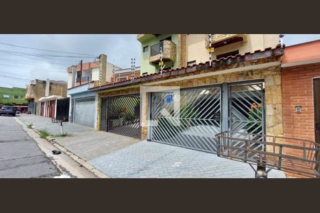 Apartamento à venda com 100m², 3 quartos e 2 vagas Apartamento à venda com 100m², 3 quartos e 2 vagasFachada