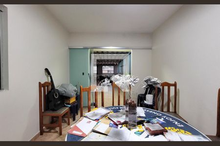 Casa à venda com 400m², 4 quartos e 10 vagas Casa à venda com 400m², 4 quartos e 10 vagasCobertura