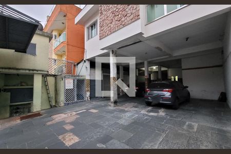Casa à venda com 400m², 4 quartos e 10 vagas Casa à venda com 400m², 4 quartos e 10 vagasGaragem