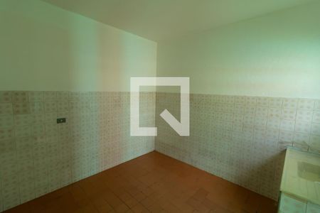 Cozinha de casa para alugar com 1 quarto, 30m² em Vila Paulistania, São Paulo