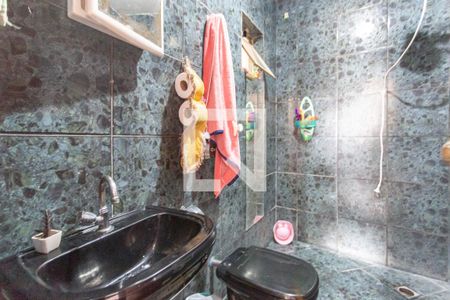 Apartamento à venda com 62m², 2 quartos e 1 vaga Apartamento à venda com 62m², 2 quartos e 1 vagaBanheiro