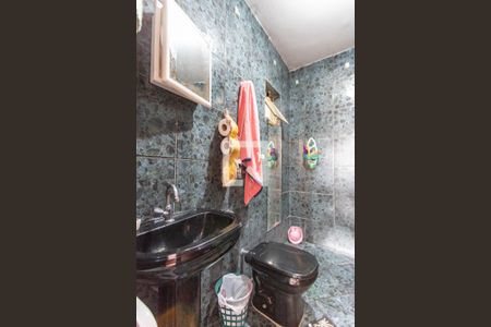 Apartamento à venda com 62m², 2 quartos e 1 vaga Apartamento à venda com 62m², 2 quartos e 1 vagaBanheiro