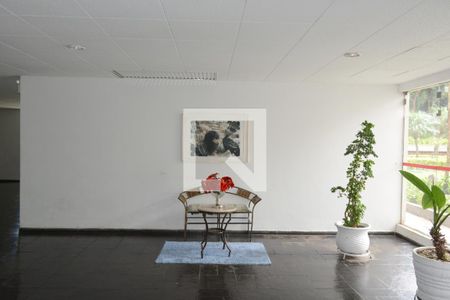 Apartamento à venda com 74m², 3 quartos e 1 vagaHall social