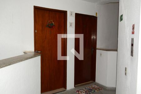 Apartamento à venda com 74m², 3 quartos e 1 vagaHall de entrada